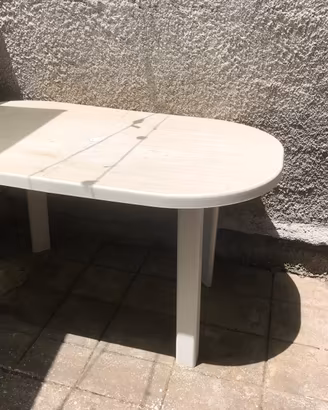 Tavolo da giardino