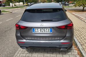 MERCEDES GLA 180D ADVANCED