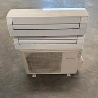 2 climatizzatori + unità esterna + staffe