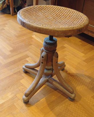 J & J  KOHN   WIEN Austria. Sgabello x pianoforte.
