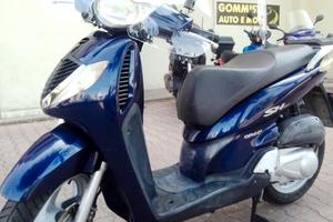 Honda sh150