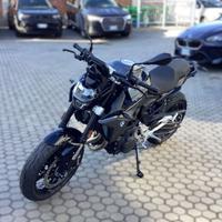 BMW Motorrad F 900 R