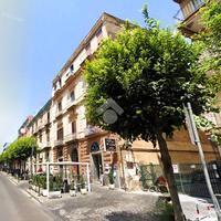 3 LOCALI A TORRE ANNUNZIATA
