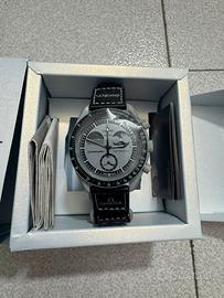 Omega x swatch