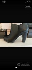 scarpa col tacco 