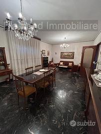 Casa singola su due livelli a Riposto / Altarello