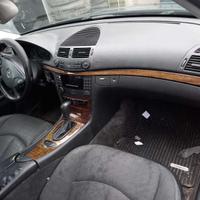 ricambi mercedes classe E anno 2005