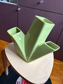 Vaso Alessi “Trinava”