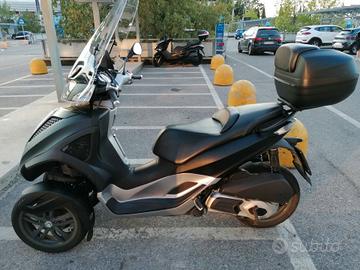 Piaggio MP3 300 - 2013