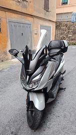 Honda Forza 350 Deluxe 