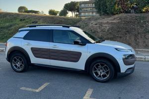 Citroen C4 Cactus Blue Shine neopatentati