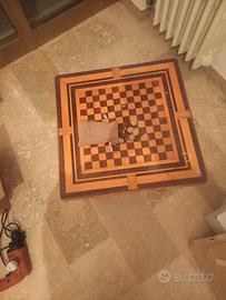 scacchiera in legno