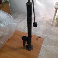 CRIC solleva automobili