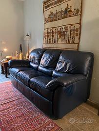 Divano letto in pelle blu scuro