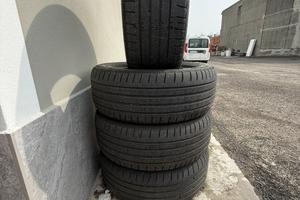 4 Gomme Bridgestone 235/55 R18 - TRASLOCO