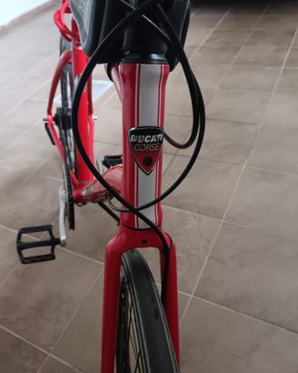 bici corsa ducati Panigale