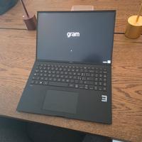 💻 LG Gram 16 (2023) – i7 13ª gen – 16GB RAM