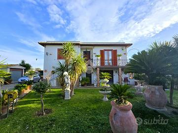 VILLA SINGOLA A TARQUINIA