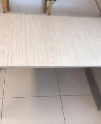 Scrivanie 120x60 design moderno in legno e metallo