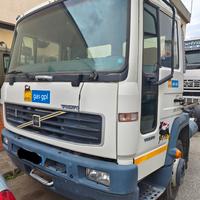 Volvo fl6 250hp a telaio