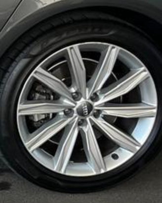 Per AUDI A6  n. 4 cerchi da 19" completi di gomme