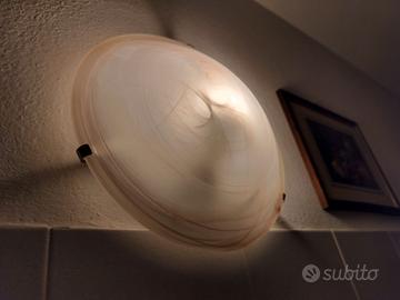 Plafoniera vetro satinato con sfumature beige