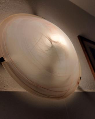 Plafoniera vetro satinato con sfumature beige