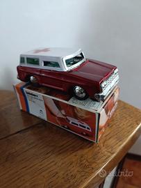 Ambulanza Vintage in Latta (Tin Toy) - Anni '70/80