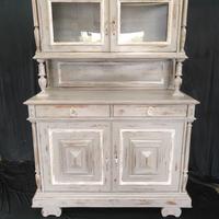 Vetrina shabby chic