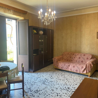 Appartamento al piano terra con magazzino 85 mq