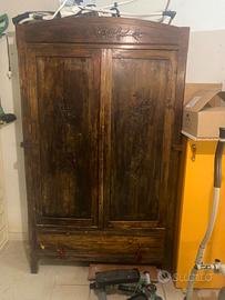 Armadio antiquariato