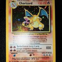 Carta Pokemon Charizard set base Unlimited ita