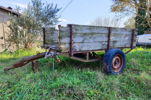 Rimorchio carrello agricolo