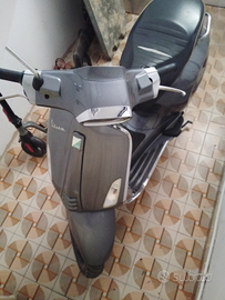 Vespa sprint 50