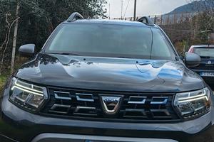 Dacia Duster Faro a led 2022 restyling