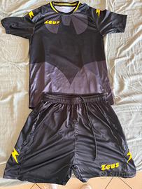 Completo Zeus Batman Calcio/Sport tg. S/M