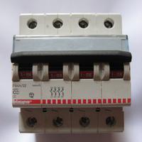 Magnetotermico 32A F84A32 bticino trifase 400V