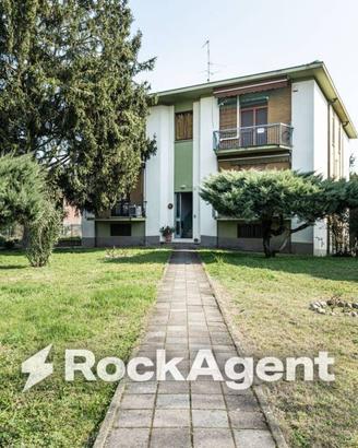 Appartamento di 90 m² con 3 locali e box auto a Me
