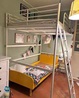 Letto soppalcato a una piazza e mezza (IKEA)