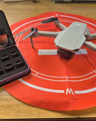 Dji Mini 2 + accessori e ricambi 