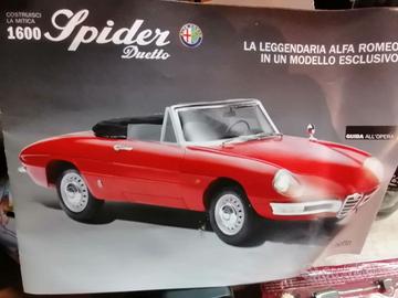 ALFA ROMEO SPIDER DUETTO 1600 - Scala 1:8 -