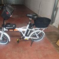 Bici elettrica pieghevole