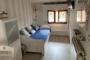 3 LOCALI A VIAREGGIO