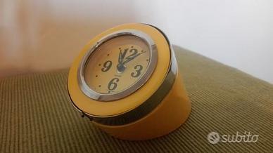 orologio vintage  MERCEDES giallo da tavolo