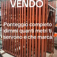 Usato ponteggio rosso