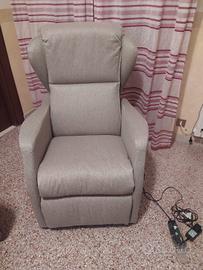 poltrona relax elettrica con due motori