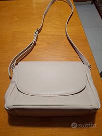 Borsa a tracolla nuova mai indossata