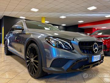 MERCEDES-BENZ E 220 d S.W. 4Matic Premium All-Te