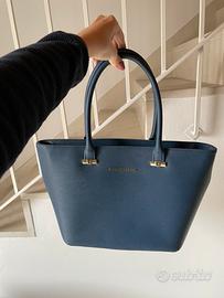 Borsa blu Trussardi