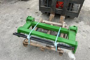 accessori caricatore John Deere per trattore agric